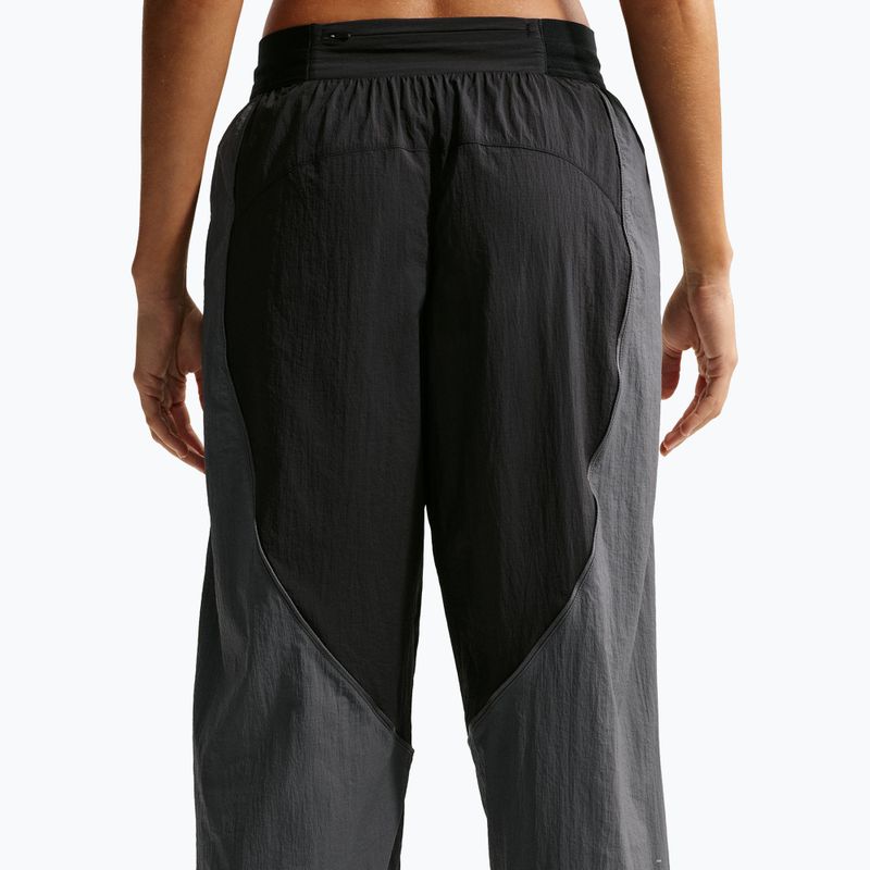 Moteriškos bėgimo kelnės Nike Swift UV Repel Mid-Rise black/iron grey 6