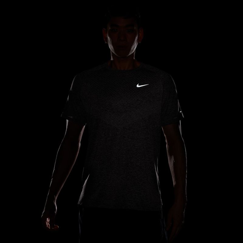 Vyriški bėgimo marškinėliai Nike Stride ADV light violet ore 4