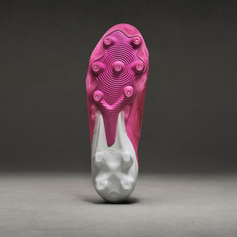 Futbolo batai New Balance Tekela Elite Low V5 FG pink heat/metallic gold/pink satin 9