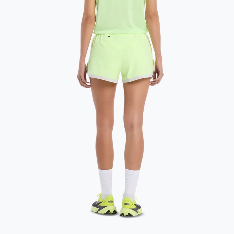Moteriški bėgimo šortai New Balance Run Essentials 3" afterglow 3