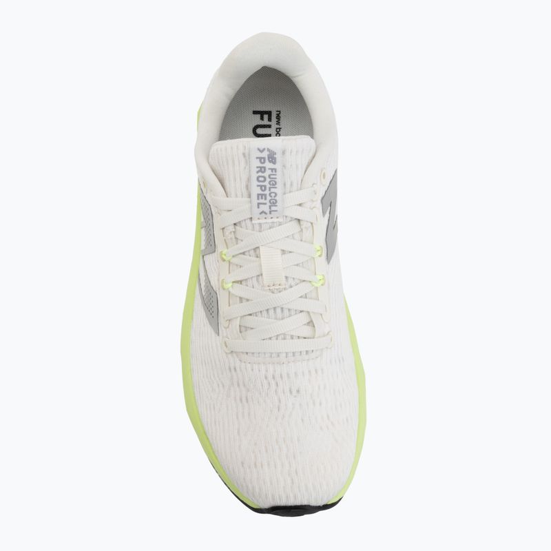 Moteriški bėgimo batai  New Balance FuelCell Propel V5 sea salt/afterglow 5