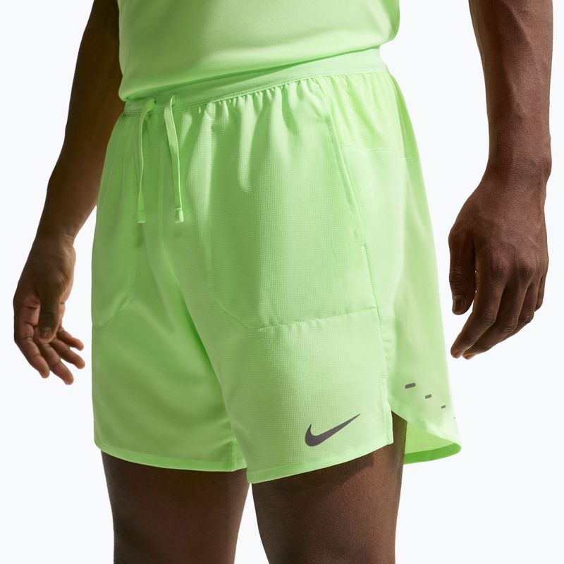Vyriški bėgimo šortai Nike Stride Dri-Fit 2in1 7" lime blast
