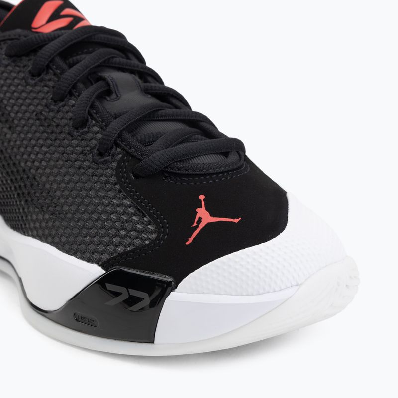 Vaikiški krepšinio bateliai Nike Jordan Luka 77 GS Jr black/white/university red 7