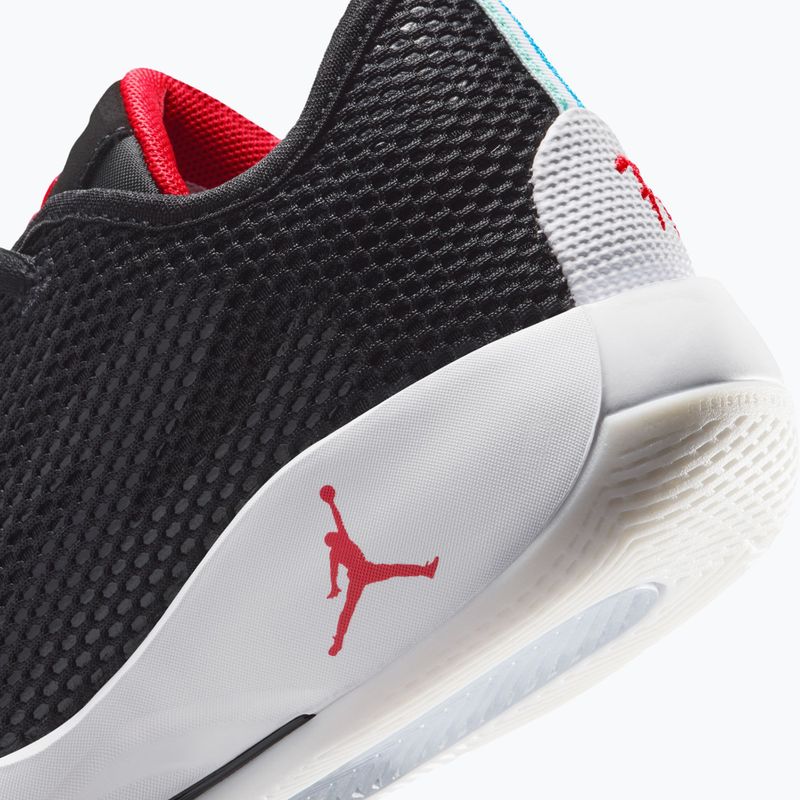 Vaikiški krepšinio bateliai Jordan Gap 77 GS Jr black/white/university red 8