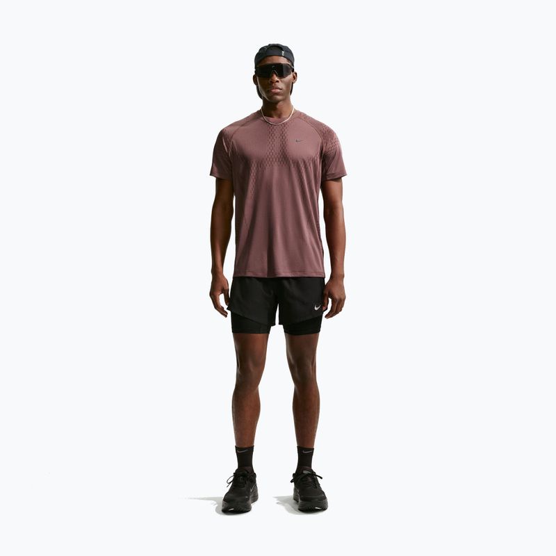 Vyriški bėgimo marškinėliai Nike Stride Dri-Fit ADV tattoo/burgundy crush 3