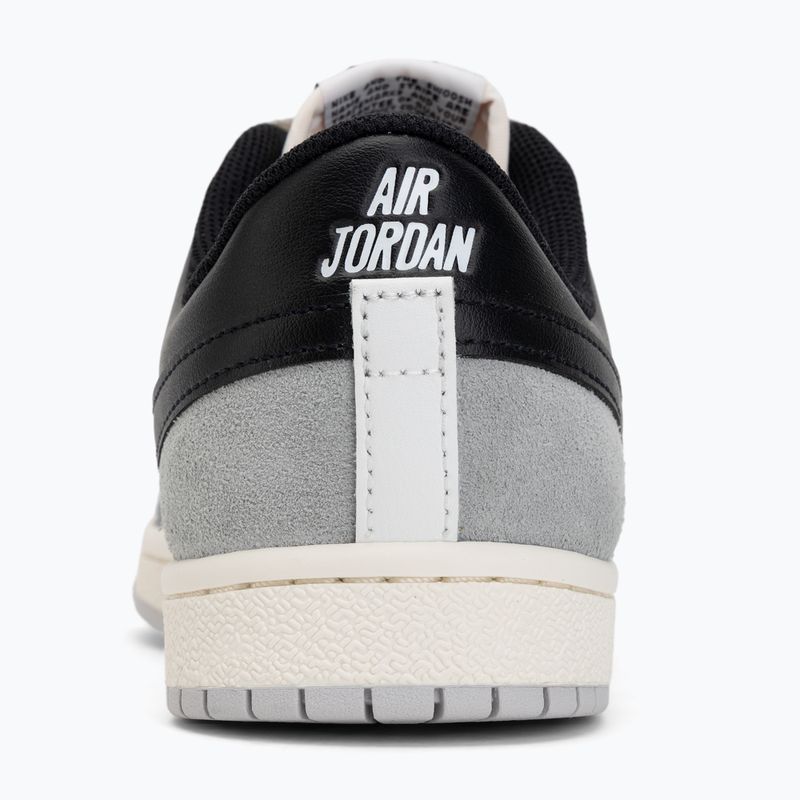 Vyriški batai Nike Air Jordan Skyline Low summit white/light smoke grey/black 6