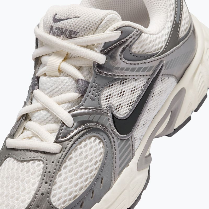 Nike batai V5 RNR phantom/pencil point/black 8