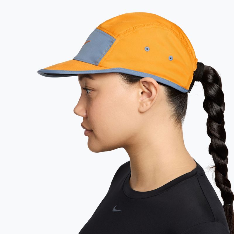 Kepurė su snapeliu Nike Dri-Fit Fly sundial/work blue/bright ceramic 3