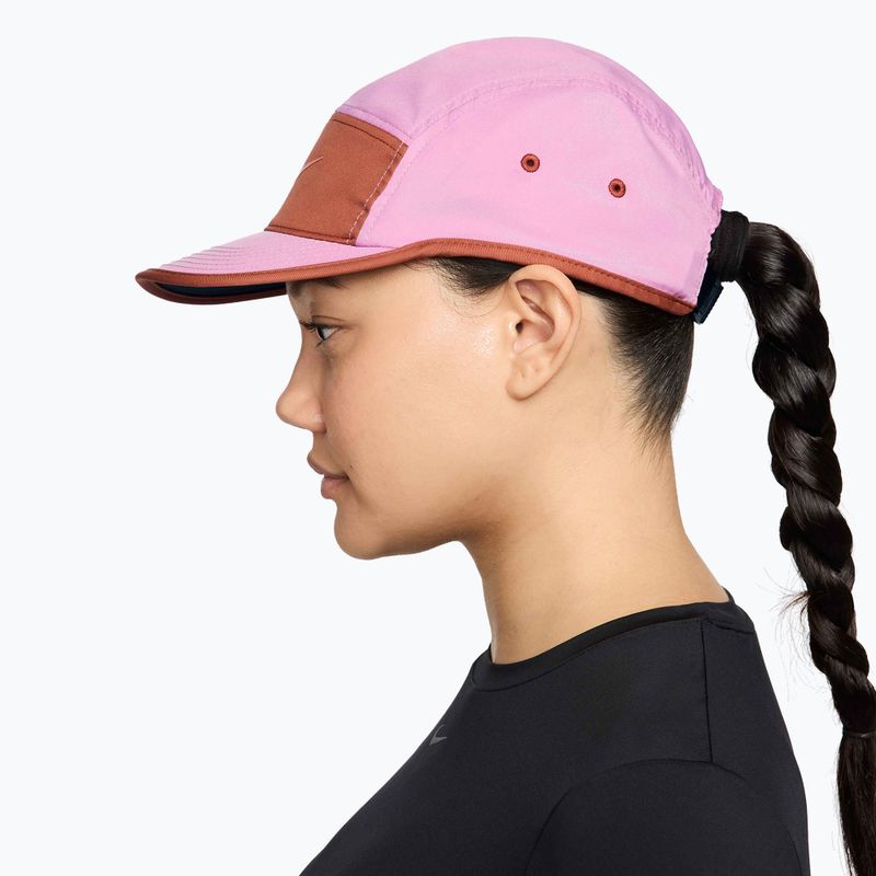 Kepurė su snapeliu Nike Dri-Fit Fly light magenta/dusty peach/orange frost 5