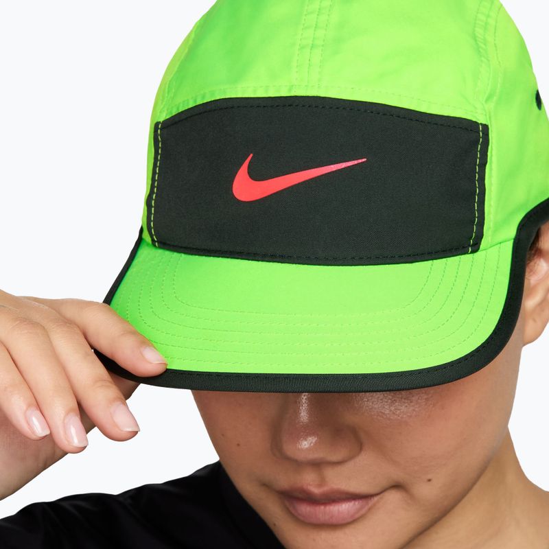 Kepurė su snapeliu Nike Dri-Fit Fly electric green/black spruce/hot lava 4