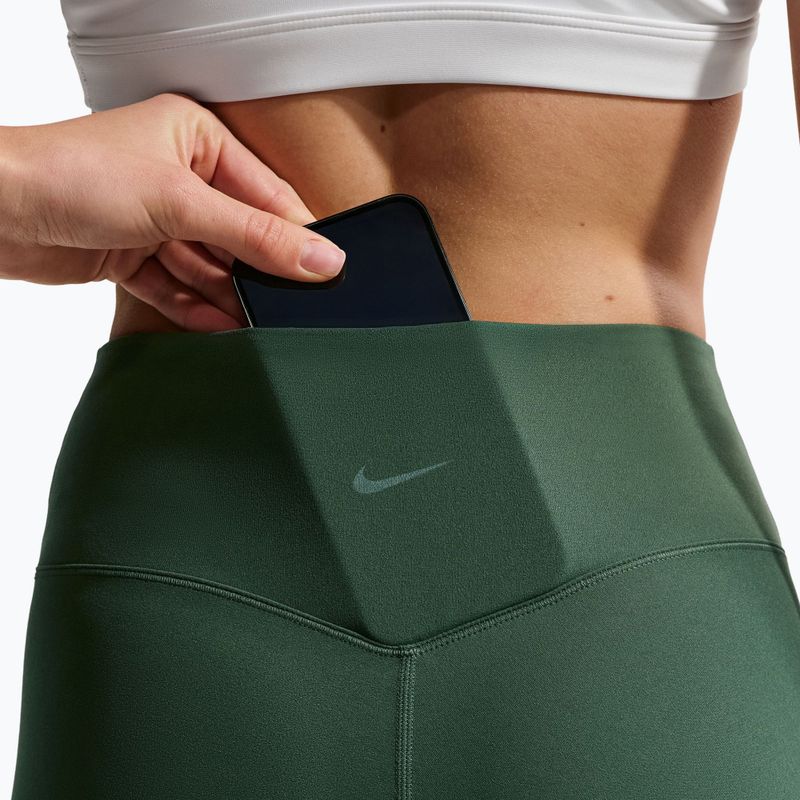 Moteriški šortai Nike Zenvy High Waisted Biker 5" fir/white 7