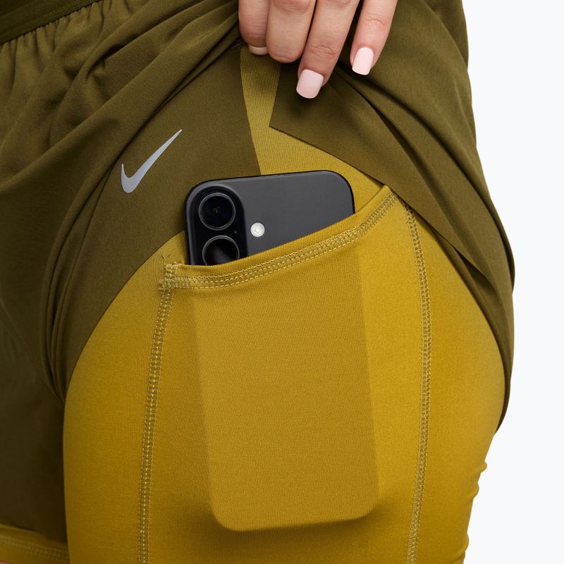 Moteriški bėgimo šortai Nike Swift Mid-Rise 2in1 olive flak/peat moss 4