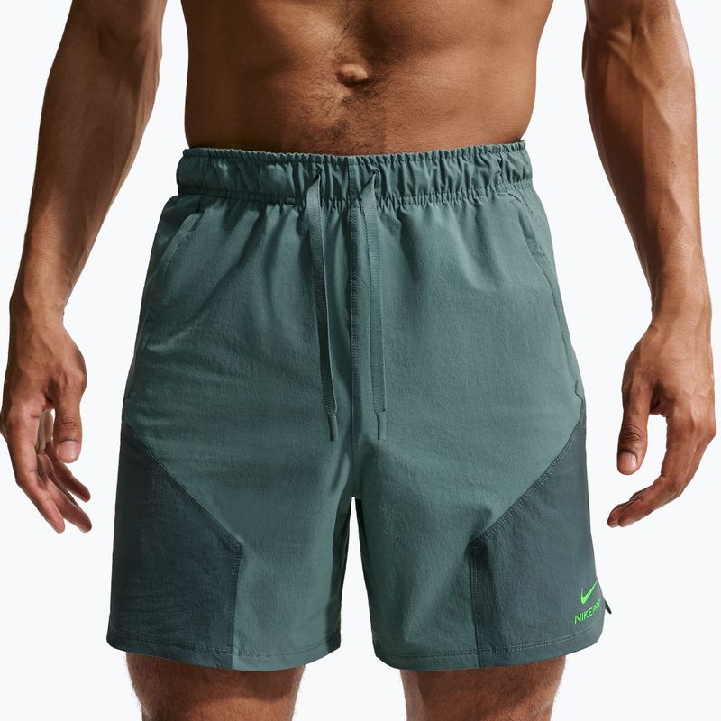Vyriški šortai Nike Pro Training Dri-Fit 6" mineral slate/faded spruce/green strike 4