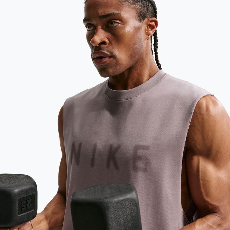 Vyriški treniruočių marškinėliai Nike Athletic Club Dri-Fit light violet ore/light violet ore 6