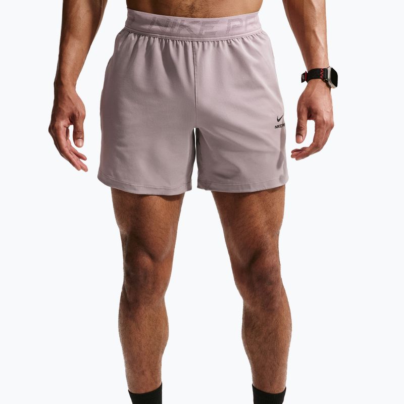 Vyriški šortai Nike Pro Training Dri-Fit 6" light violet ore/black 5