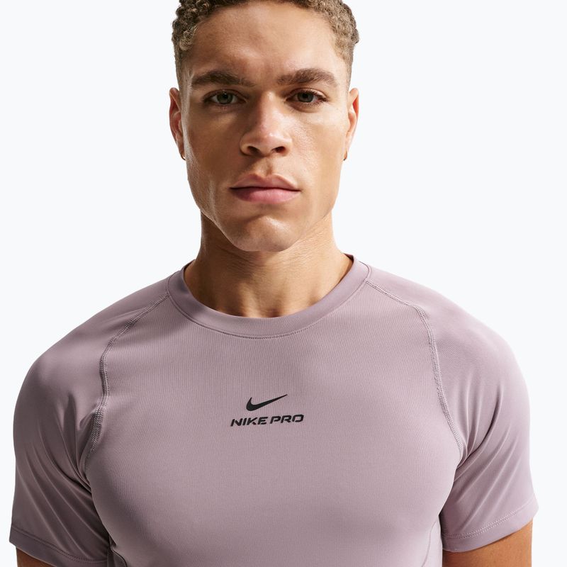 Vyriški treniruočių marškinėliai Nike Pro Training Dri-Fit light violet ore/black 5
