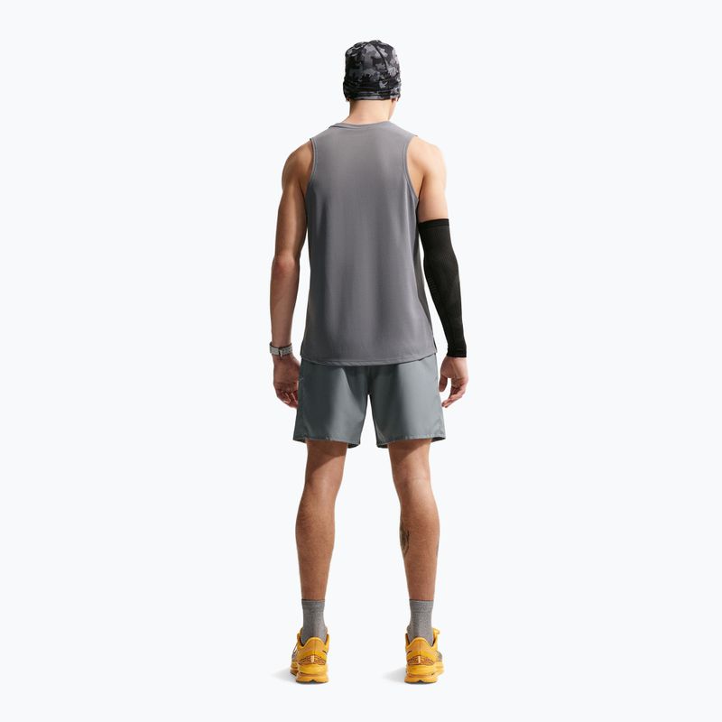 Vyriški bėgimo šortai Nike Miler Dri-Fit Brief Lined7" smoke grey/smoke grey 3
