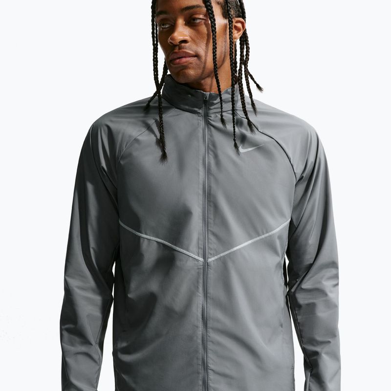 Vyriška bėgimo striukė Nike Miler Repel UV smoke grey/smoke grey 4