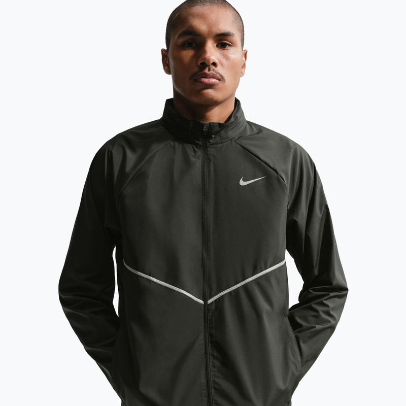 Vyriška bėgimo striukė Nike Miler Repel UV black/black 4