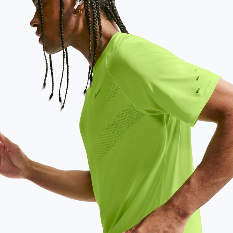Vyriški bėgimo marškinėliai Nike Stride ADV volt ice 6