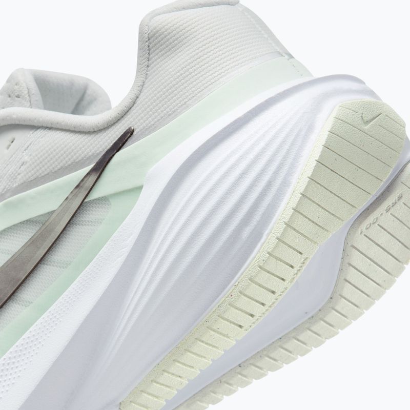 Moteriški bėgimo batai Nike Downshifter 14 off white/barely green/metallic silver 4