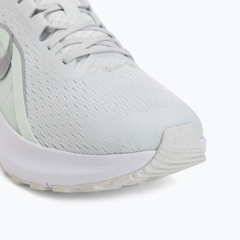 Moteriški bėgimo batai Nike Downshifter 14 off white/barely green/metallic silver 7