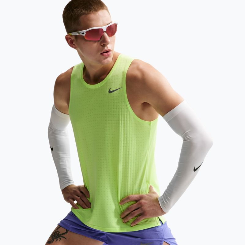 Vyriški bėgimo marškinėliai Nike Miler Breathe volt ice 4