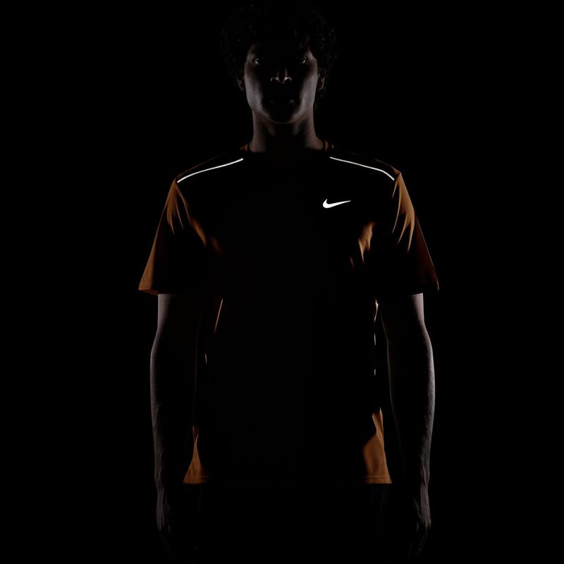 Vyriški bėgimo marškinėliai Nike Miler Dri-Fit UV total orange 7