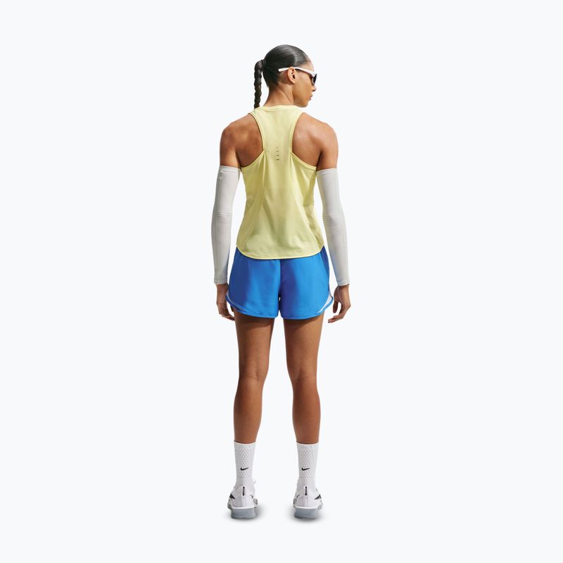 Moteriški bėgimo šortai Nike Tempo Dri-Fit Mid-Rise light photo blue 3