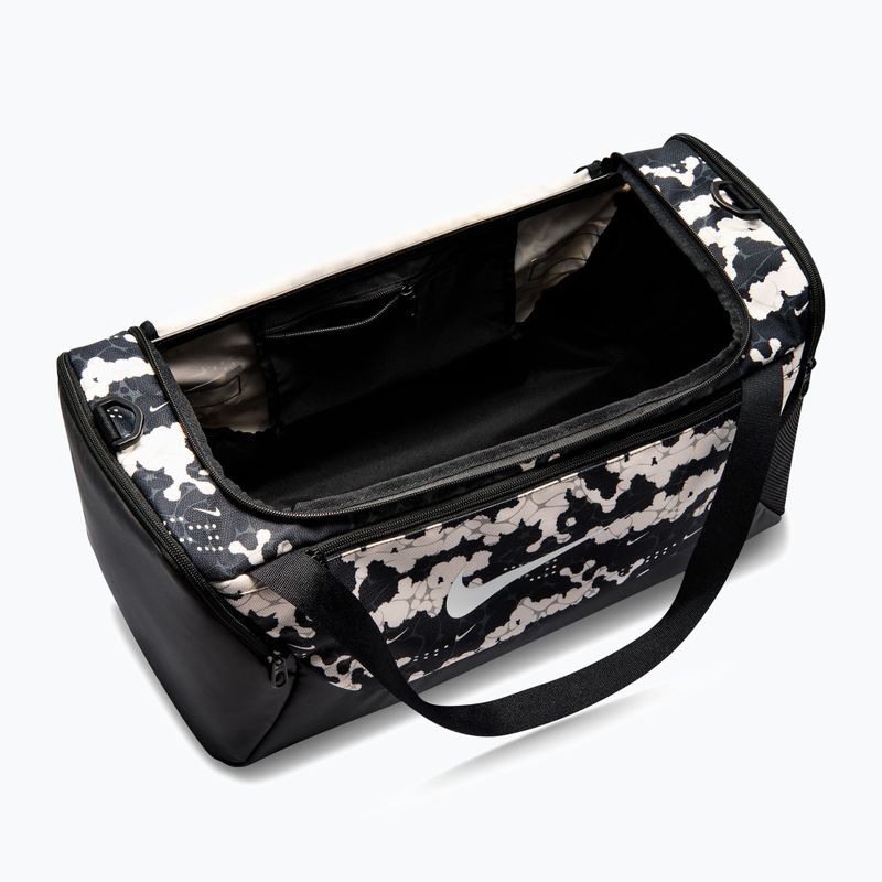 Treniruočiųkrepšys Nike Brasilia Duffel Small 41 l chalk/black/white 4