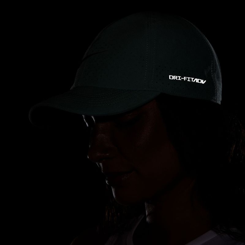 Kepurė su snapeliu Nike Dri-Fit ADV Club steam/black 5