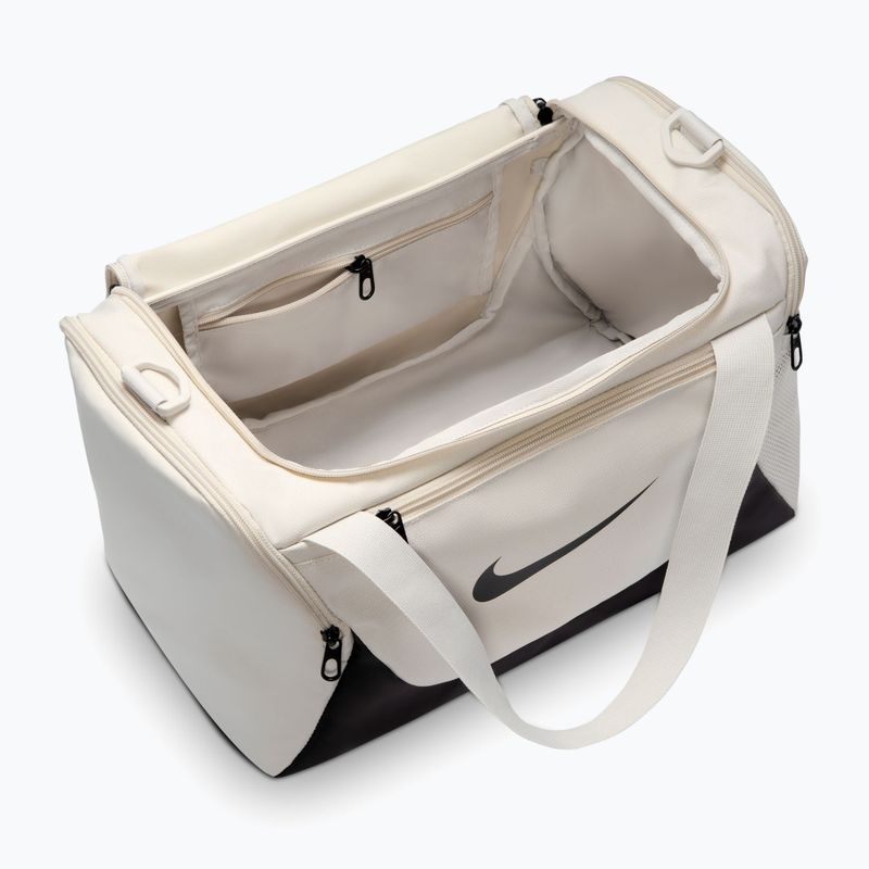 Treniruočiųkrepšys Nike Brasilia Duffel Extra Small 24 l light bone/black/black 4