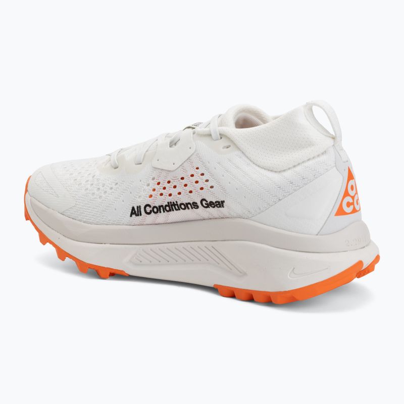 Moteriški bėgimo bateliai Nike ACG Zegama Trail summit white/phantom/safety orange/black 3