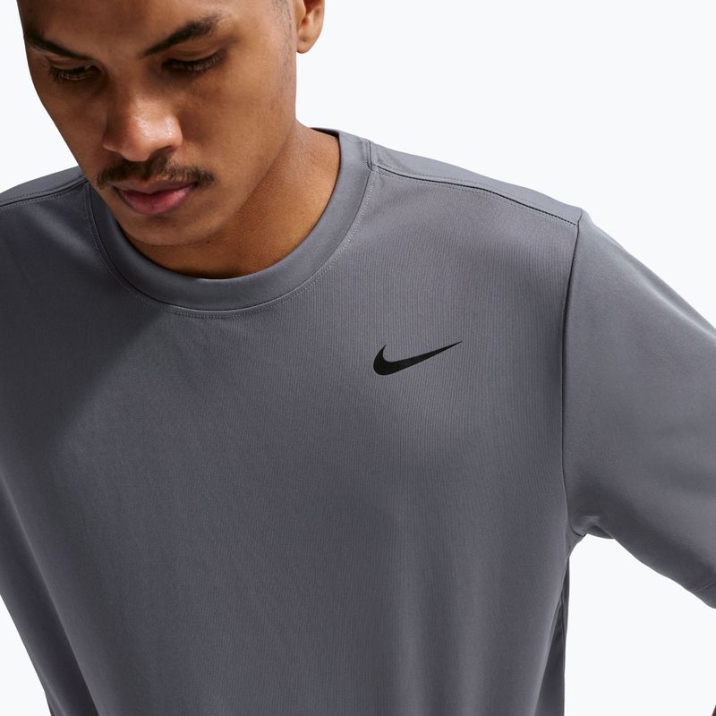Vyriški treniruočių marškinėliai Nike Dri-FIT Training T-Shirt smoke grey/black 5