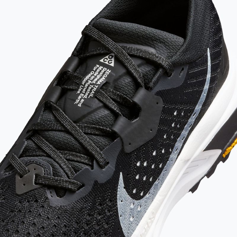 Moteriški bėgimo batai Nike ACG Zegama black/safety orange/summit white 3