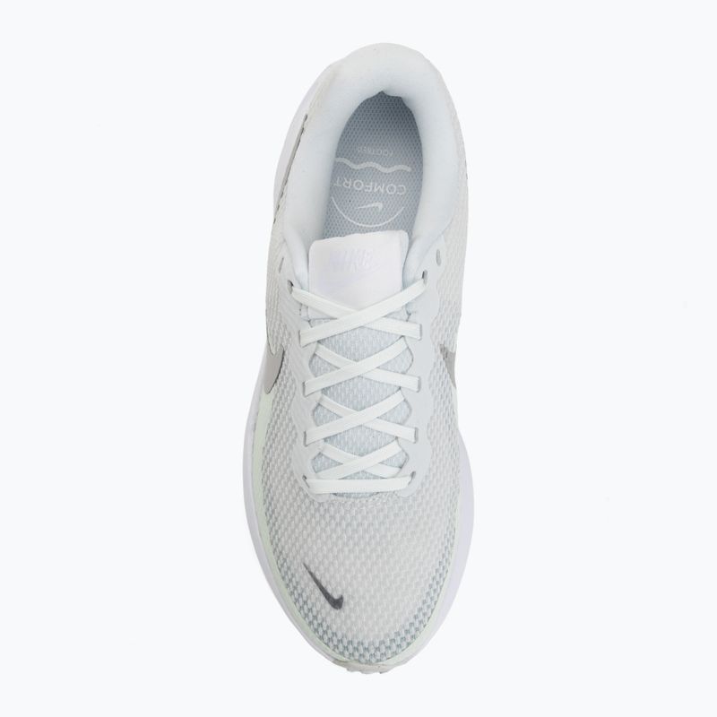 Moteriški bėgimo batai Nike Revolution 8 off white/barely green/metallic silver 5