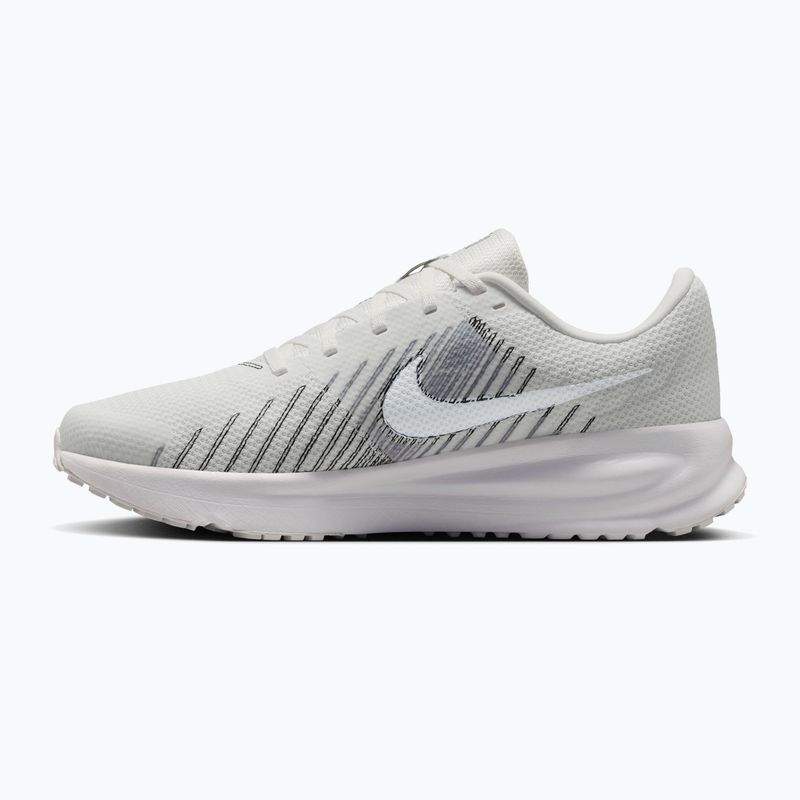 Vyriški bėgimo batai Nike Run Defy summit white/white/black/metallic silver 2