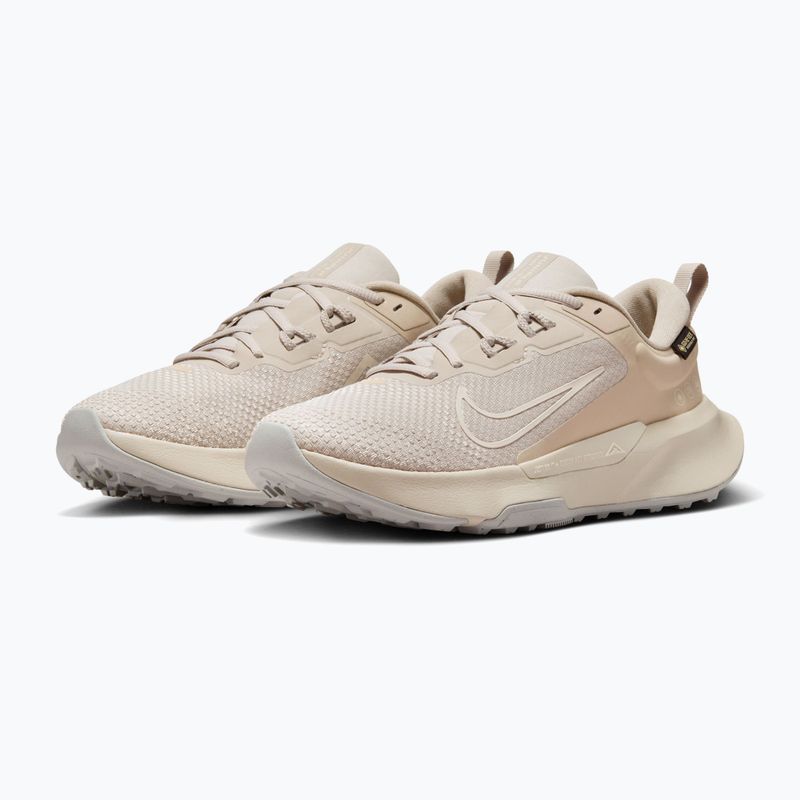 Moteriški bėgimo batai Nike Juniper Trail 2 GORE-TEX cream Ii/light orewood brown 3