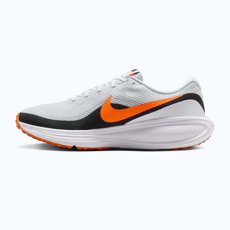 Vyriški bėgimo batai Nike Revolution 8 off white/white/black/total orange 2