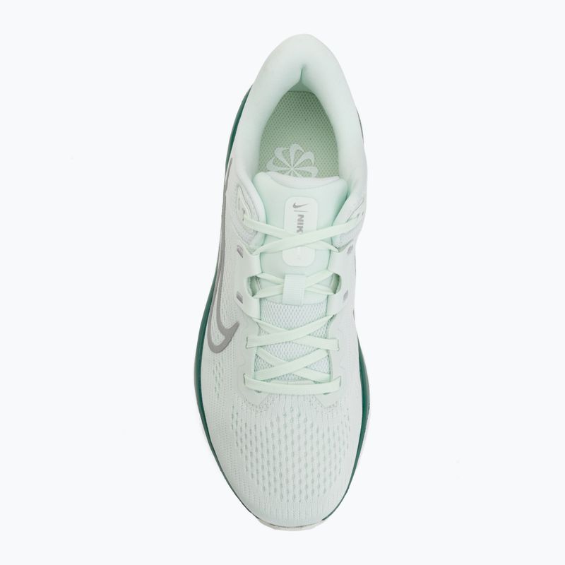 Moteriški bėgimo batai Nike Quest 6 barely green/white/metallic silver 5