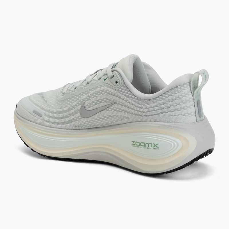 Moteriški bėgimo batai Nike Vomero Plus light silver/metallic silver 3