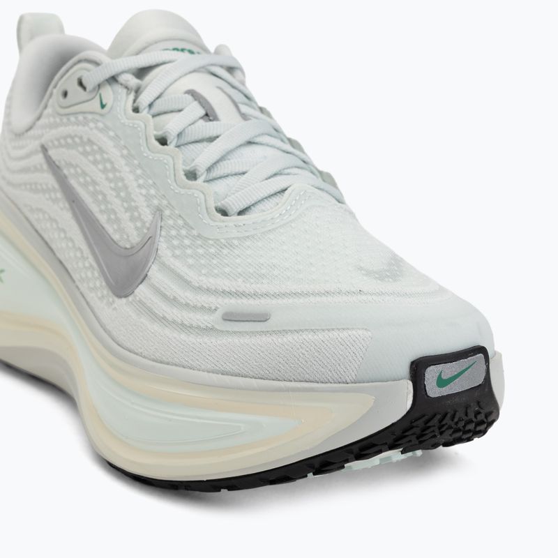 Moteriški bėgimo batai Nike Vomero Plus light silver/metallic silver 7