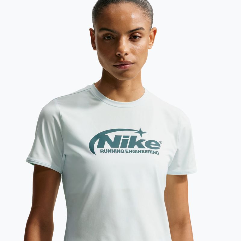 Moteriški bėgimo marškinėliai Nike Swift Dri-Fit barely green 5