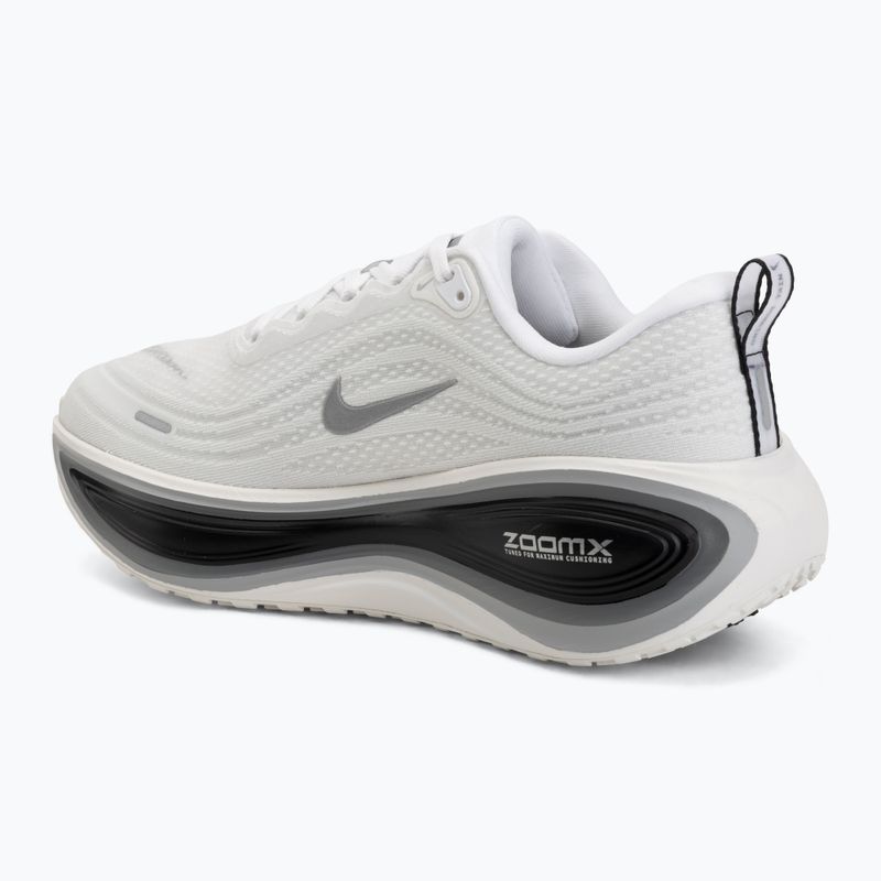 Vyriški bėgimo batai Nike Vomero Plus white/black/cool grey/metallic silver 3