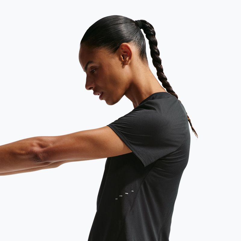 Moteriški bėgimo marškinėliai Nike Swift Breathe Dri-Fit black/photon dust/white 5