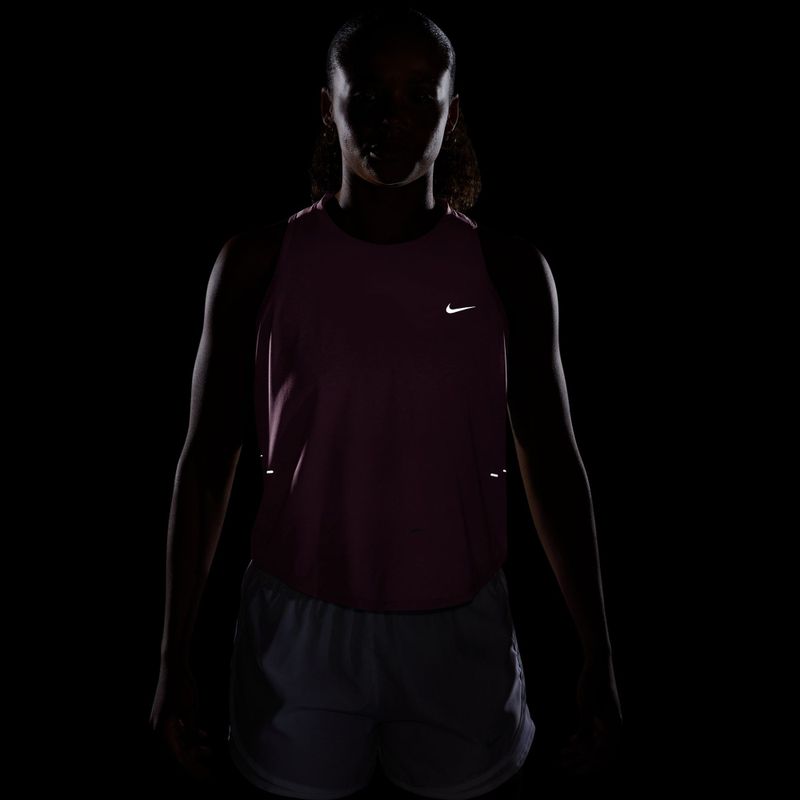 Moteriški bėgimo marškinėliai Nike Swift Breathe Dri-Fit light magenta/photon dust 7