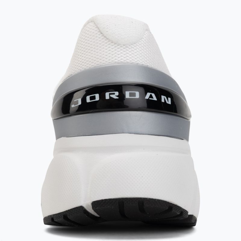 Moteriški batai Jordan Trunner Flow summit white/metallic silver/black 6