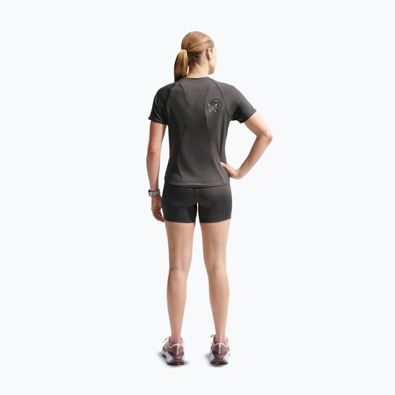 Moteriški bėgimo marškinėliai Nike Swift Dri-Fit medium ash 3