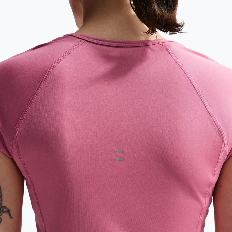 Moteriški bėgimo marškinėliai Nike Swoosh Run Dri-Fit peony/photon dust/white 6