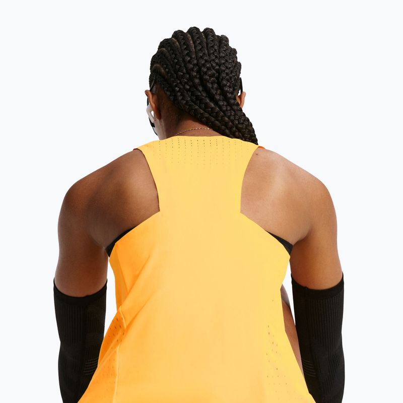 Moteriški bėgimo marškinėliai Nike AeroSwift Dri-Fit ADV Singlet laser orange/black 6